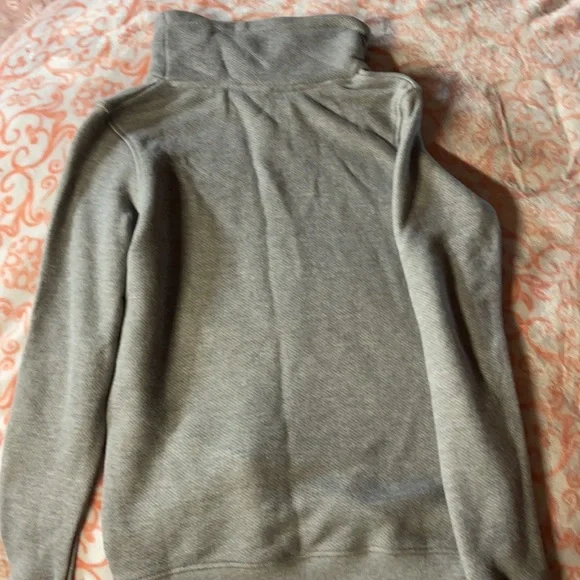 Brand New Roxy turtleneck sweater, Size Small - Picture 2 of 3